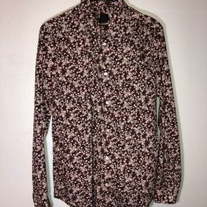 H&M button up crew tee. Multi-color floral. Size M